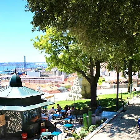 Baixa Chiado By Viewpoint & Museum * Lisbon